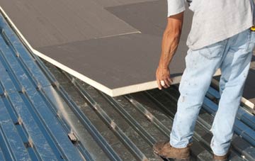 benefits of insulating Rhyd Y Gwin flat roofing