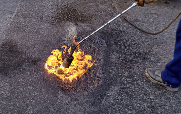 Rhyd Y Gwin flat roofing repairs